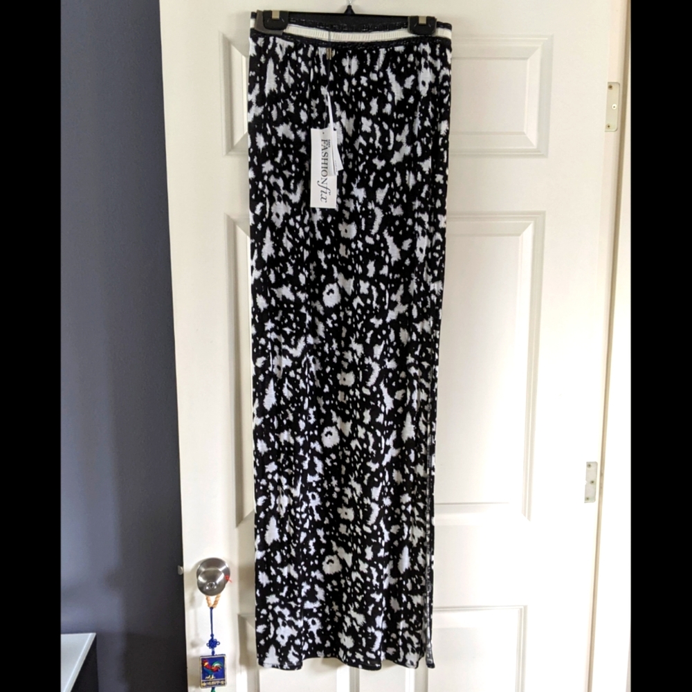 Cut25 maxi skirt, Size S